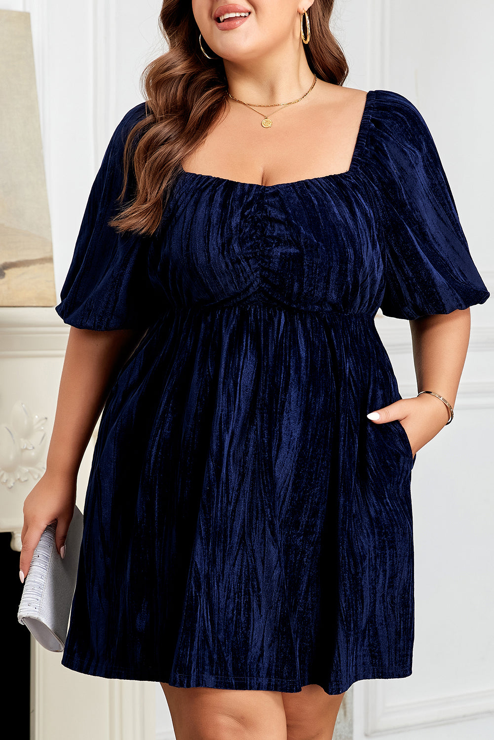 Rianne | Plus Size Velvet Square Neck Dress